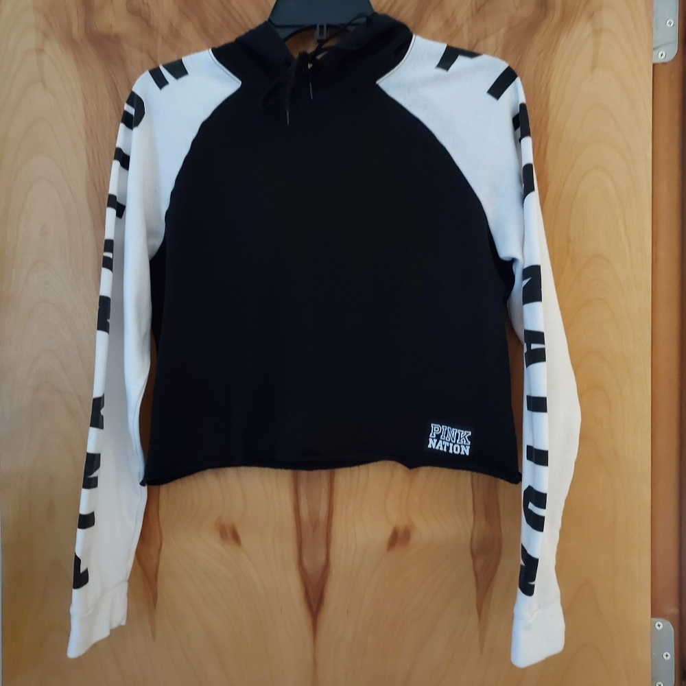 Pink brand hoodie - Picture 6 of 8